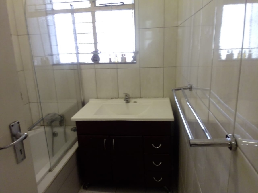 2 Bedroom Property for Sale in Southernwood Eastern Cape